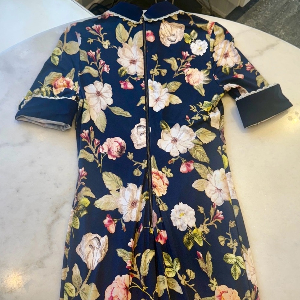 NWT Alice + Olivia Navy Delora
Floral Midi Dress  Size 8 - Picture 7 of 12